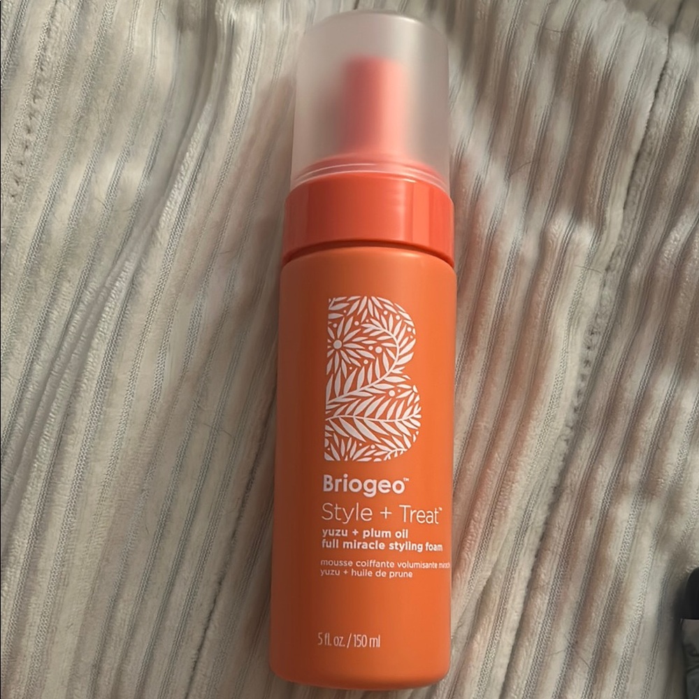 Briogeo Style + Treat Yuzu + Plum Oil Styling Foam